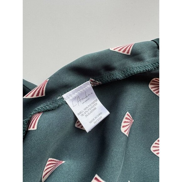 L'ACADEMIE Green Art Deco Shell Print Satin Button Down Shirt Blouse, Size XS - Picture 11 of 12
